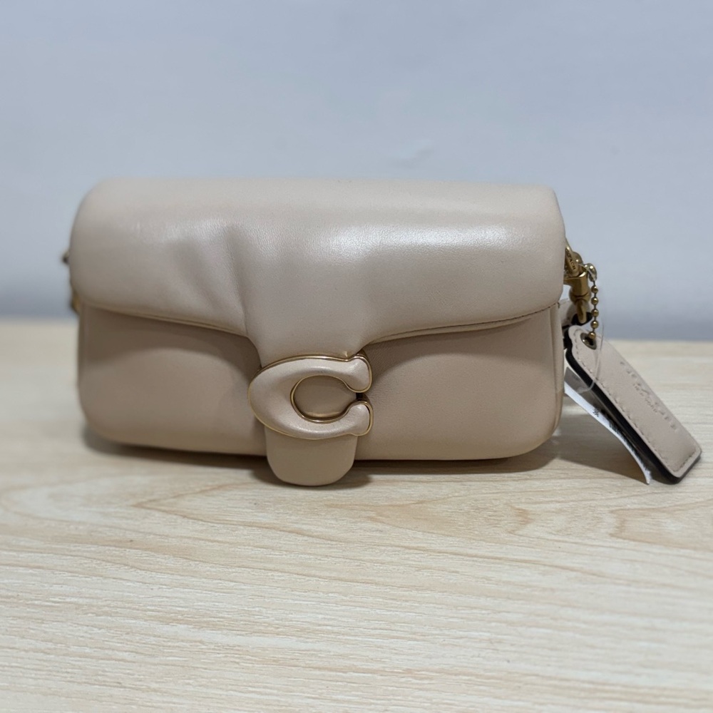 Coach Pillow Tabby Leather Shoulder Bag - Picture 2 of 9